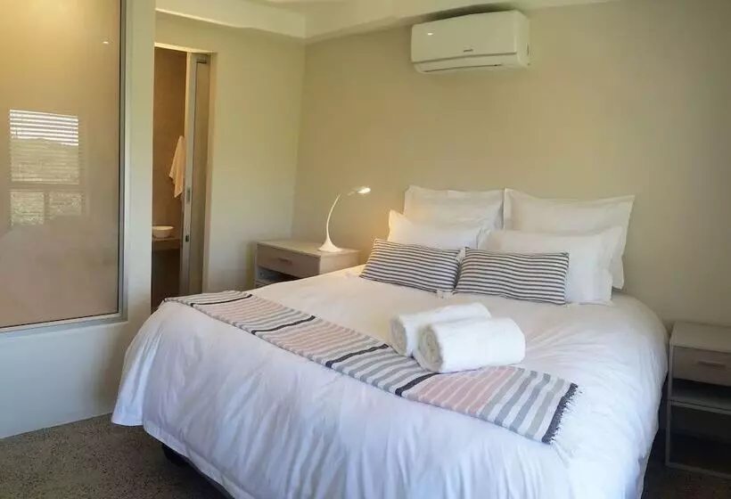 Apartments On The Eighteenth