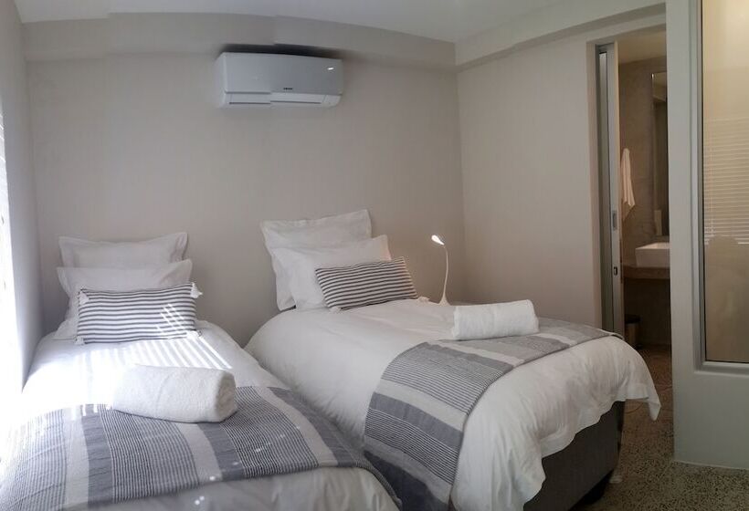 Apartments On The Eighteenth