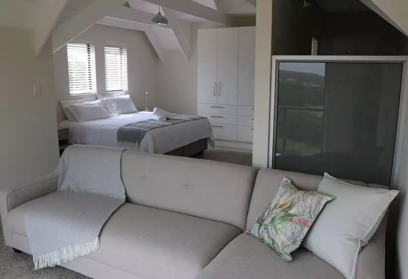 Apartments On The Eighteenth