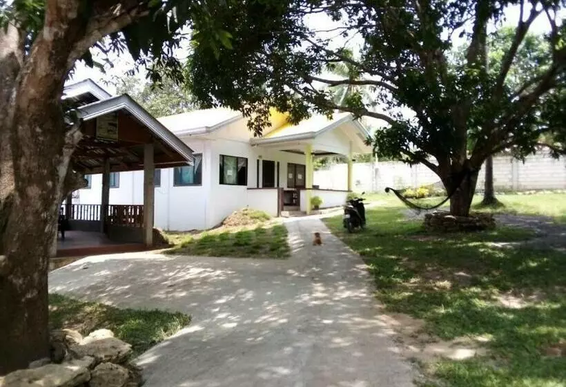 Balai Mariacaria Pension House
