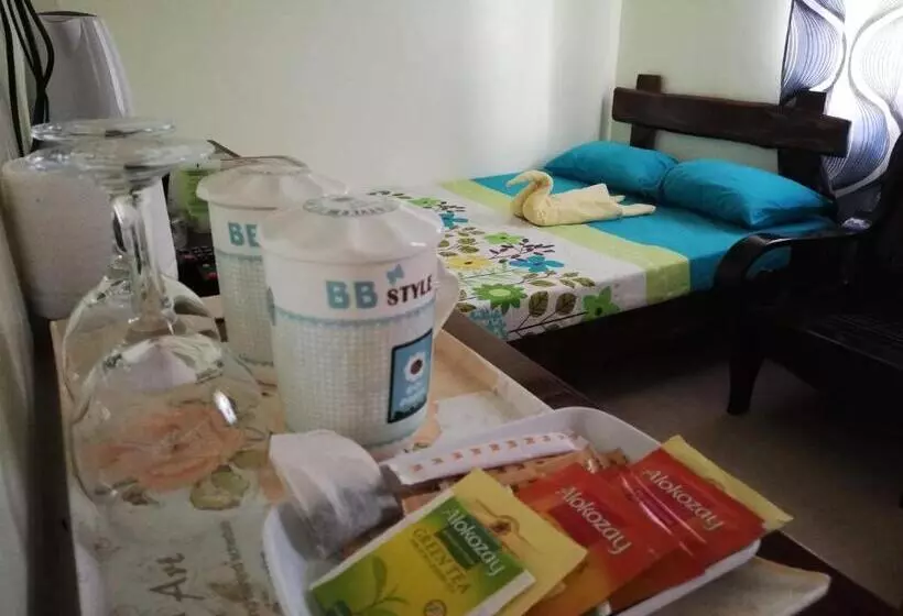 Balai Mariacaria Pension House