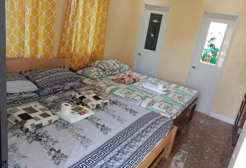 Balai Mariacaria Pension House