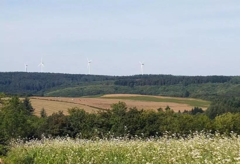 Aamiaismajoitus (B&B) Chez Black And White