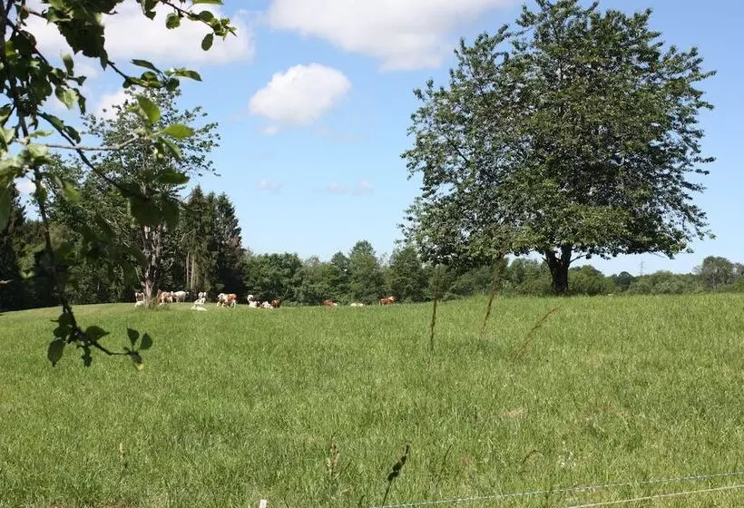 Aamiaismajoitus (B&B) Chez Bles