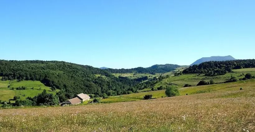 Aamiaismajoitus (B&B) La Grange De L'ardeyrol