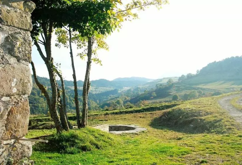 Aamiaismajoitus (B&B) La Grange De L'ardeyrol