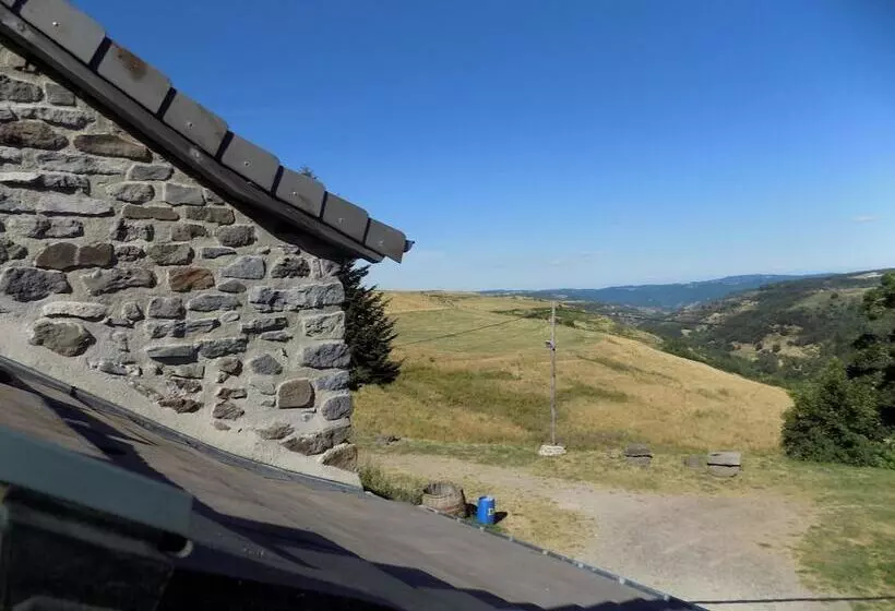 Aamiaismajoitus (B&B) La Grange De L'ardeyrol