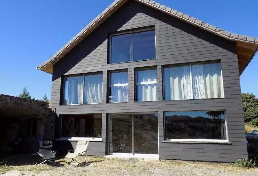 Aamiaismajoitus (B&B) La Grange De L'ardeyrol