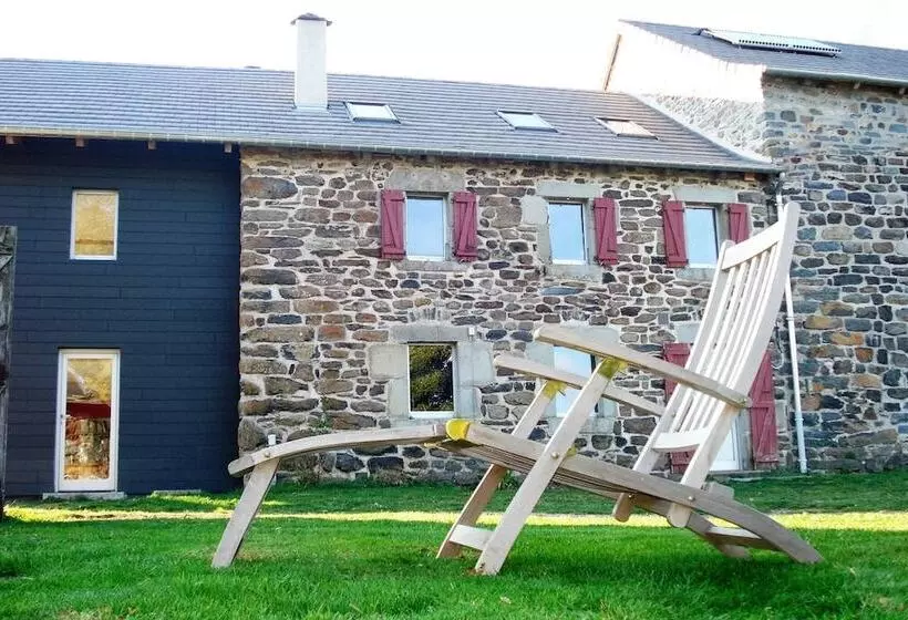 Aamiaismajoitus (B&B) La Grange De L'ardeyrol