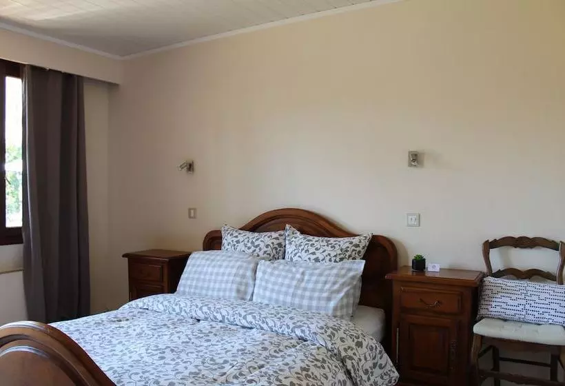 Bed and Breakfast L'oree Des Bois