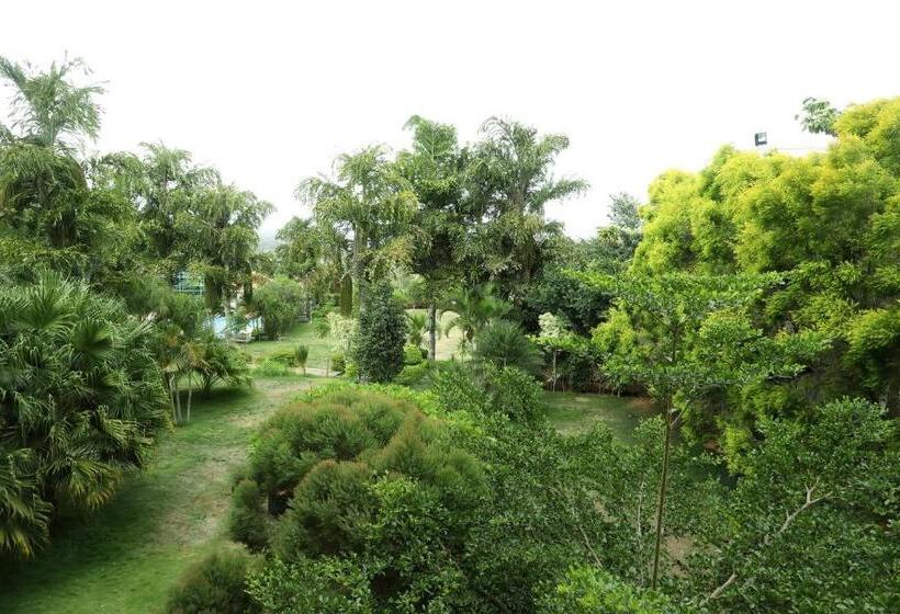 Holiday Valley Hotels And Resorts