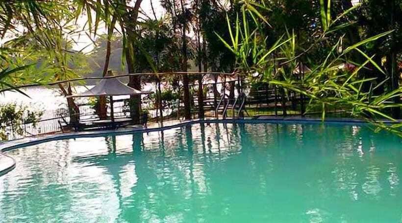 ホテル Buddi Samudra