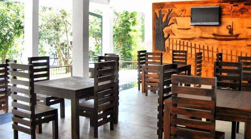 ホテル Buddi Samudra