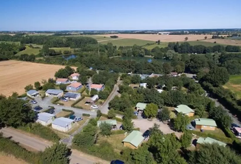 Hotelli Camping Les Rulières