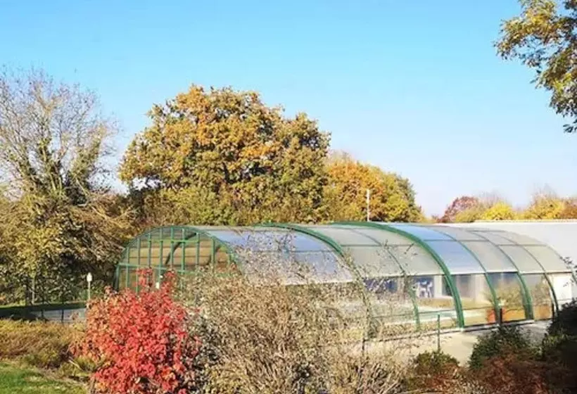 Hotelli Camping Les Rulières