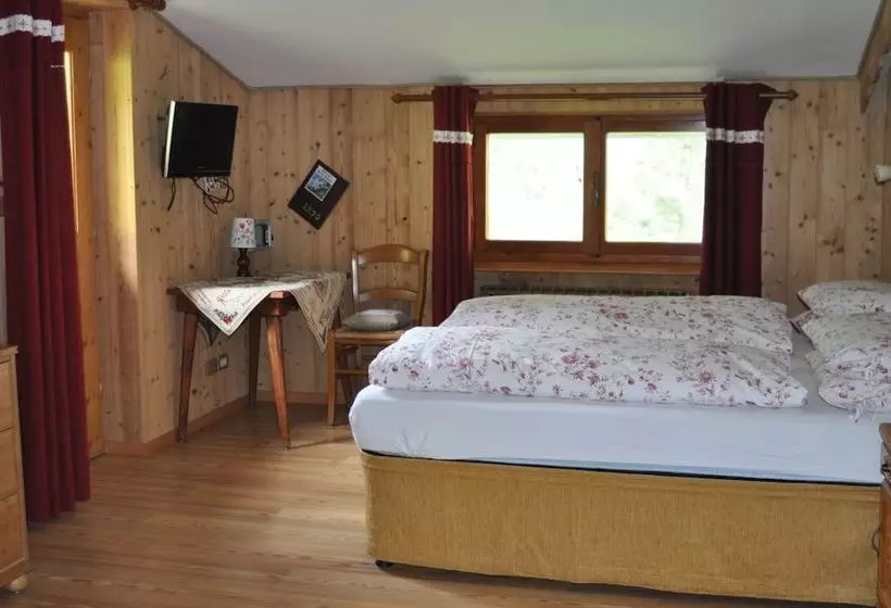 Hotelli Flora Alpina