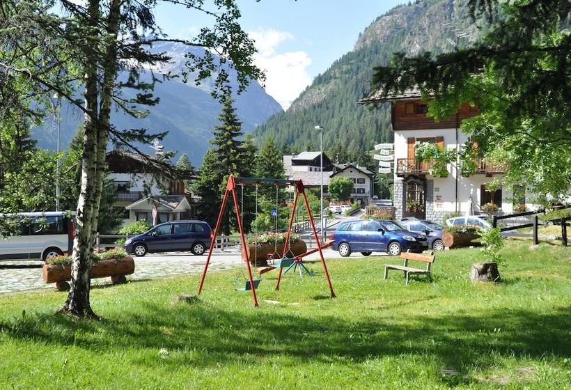 Отель Flora Alpina