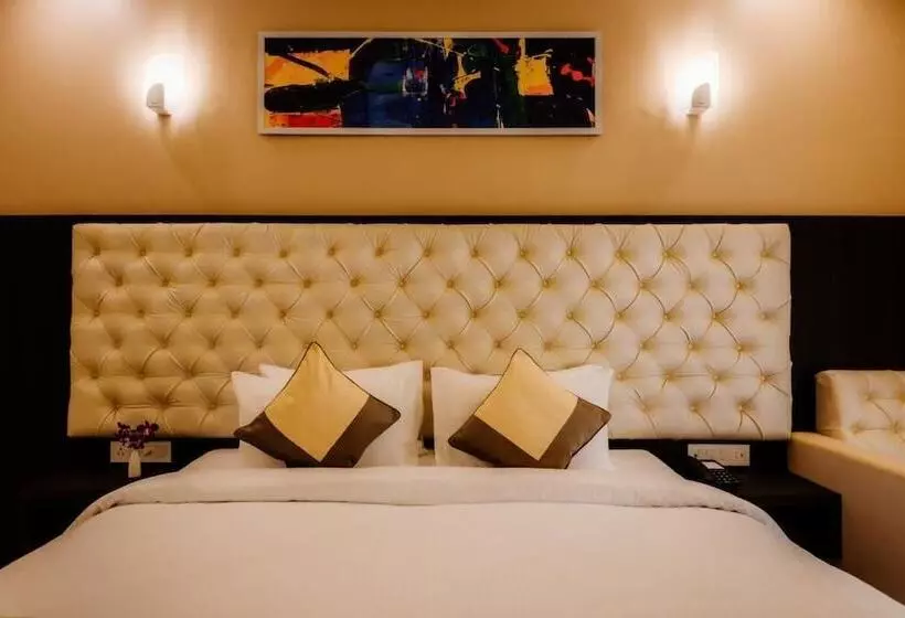 Hotelli Krishna Beach Resort And Spa