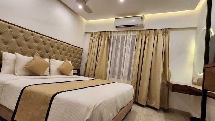 فندق Krishna Beach Resort And Spa