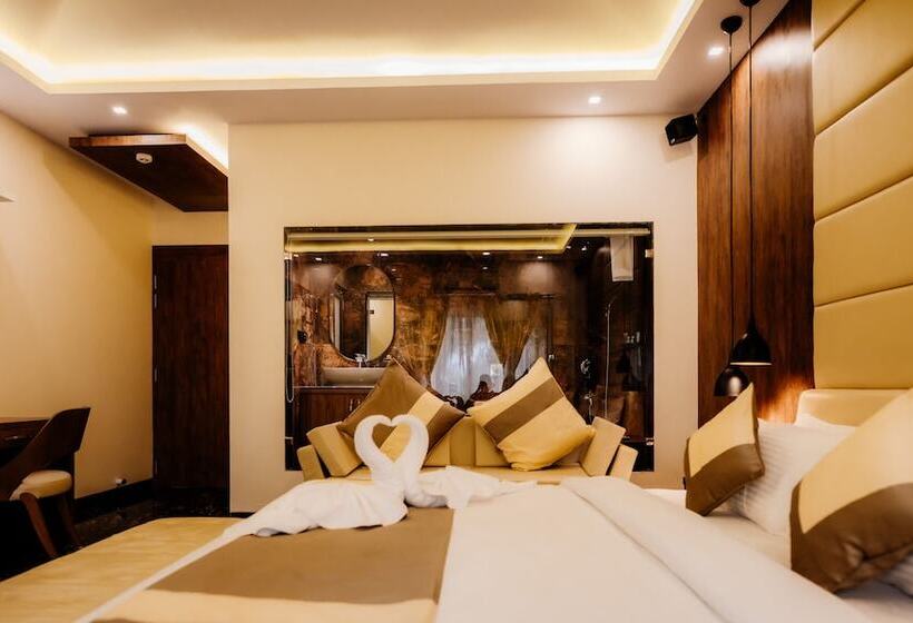 فندق Krishna Beach Resort And Spa