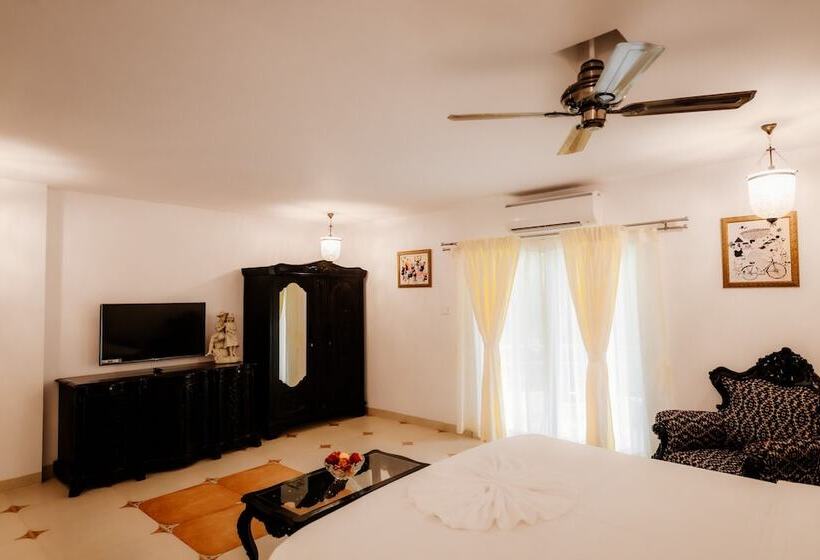 فندق Krishna Beach Resort And Spa