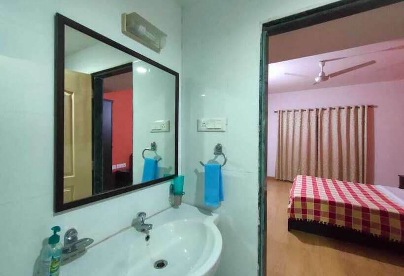 فندق Krishna Beach Resort And Spa