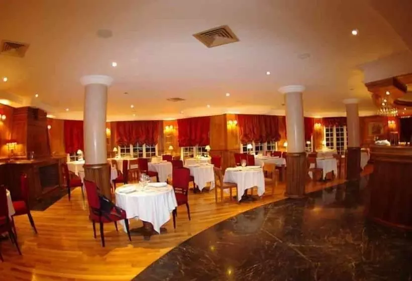 Hotelli Le Palais Des Cerisiers