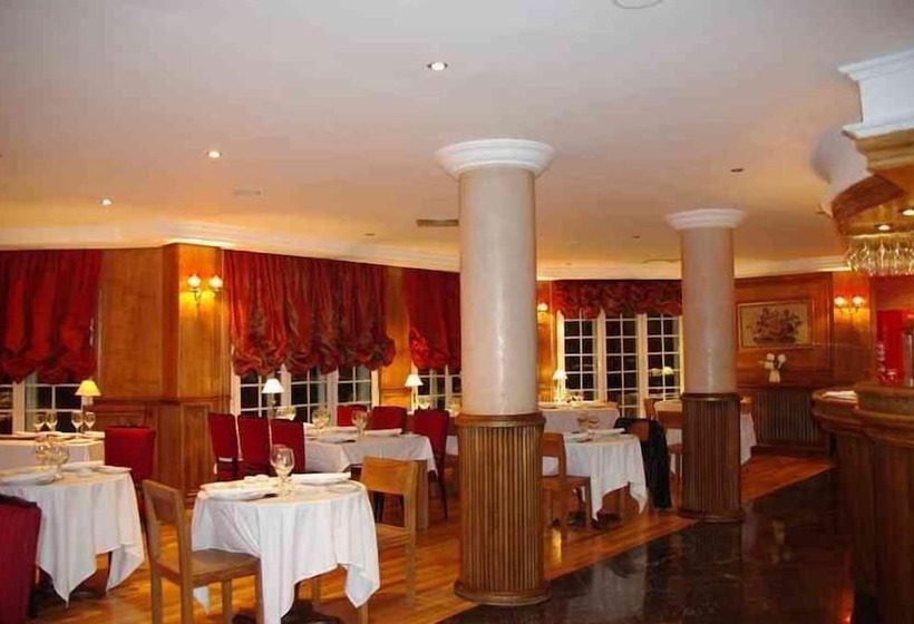 Отель Le Palais Des Cerisiers