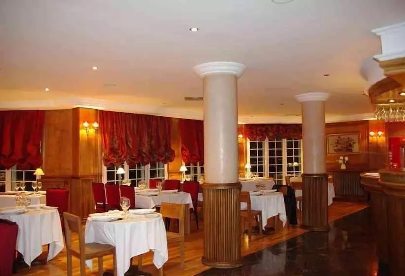 Hotelli Le Palais Des Cerisiers