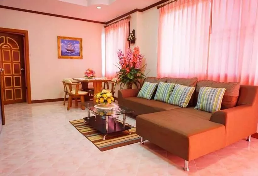 ホテル โรงแรมพิมายบุรี Phimaiburi Apartment