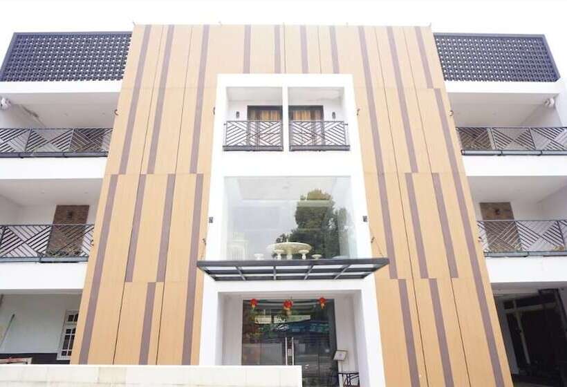 בית מלון כפרי Pondok Asri