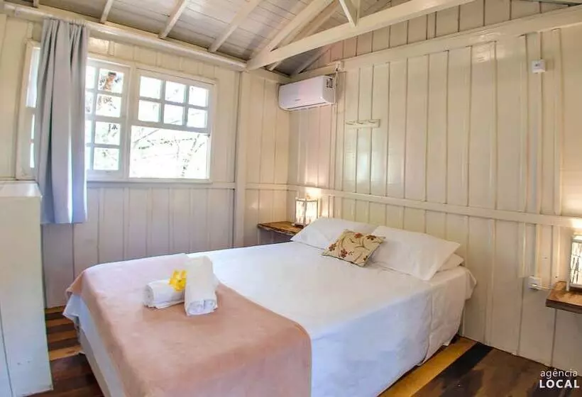 Hotelli Pousada Rosa