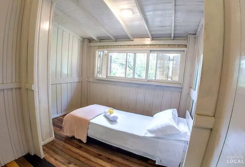 Hotelli Pousada Rosa