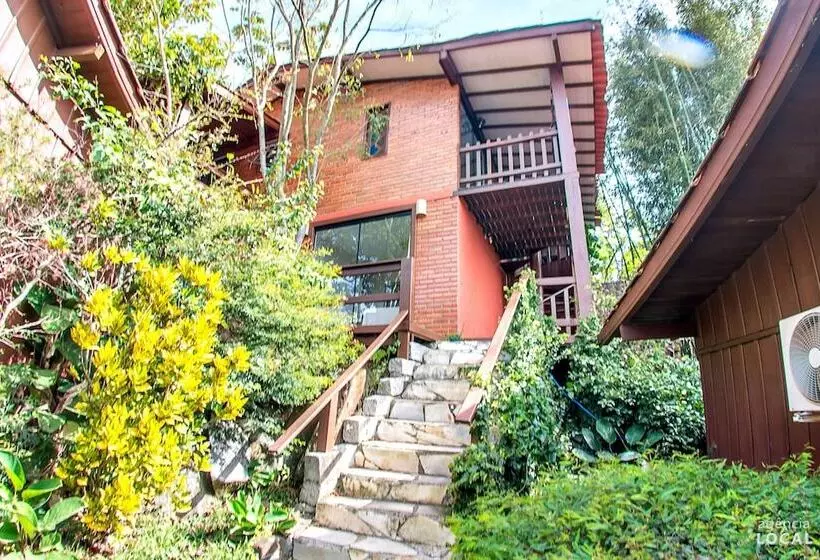 Hotelli Pousada Rosa