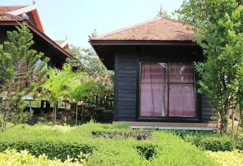 هتل Romduol Island Chalet