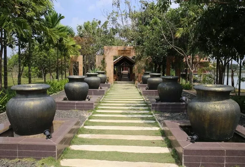 هتل Romduol Island Chalet