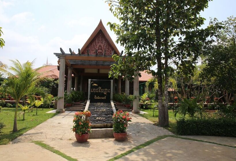 Hotel Romduol Island Chalet