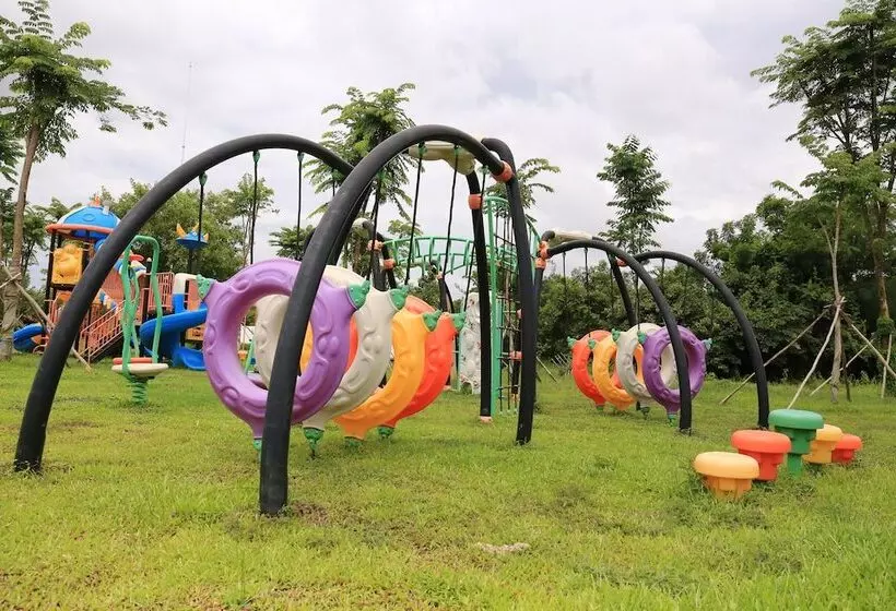 هتل Romduol Island Chalet