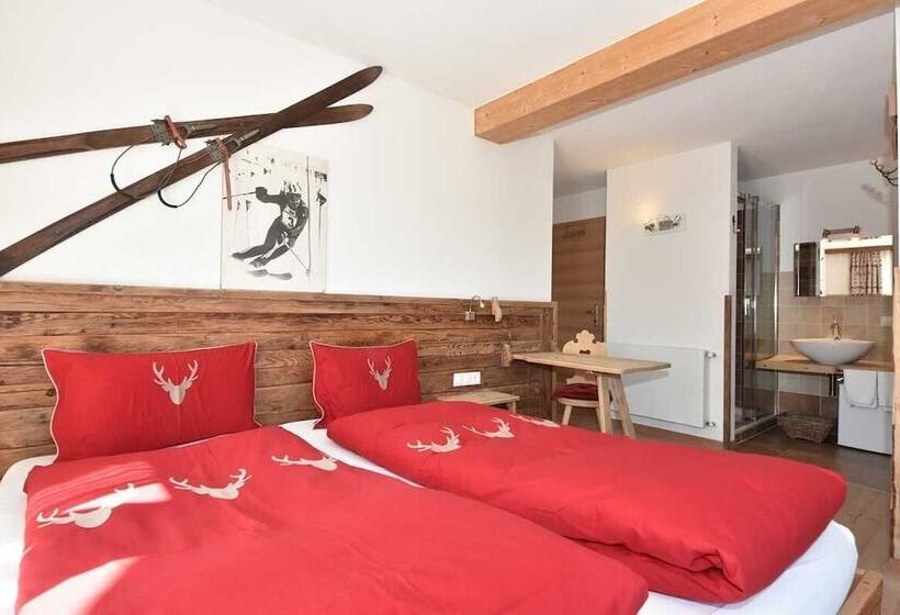 هتل روستایی Agritur Weiss