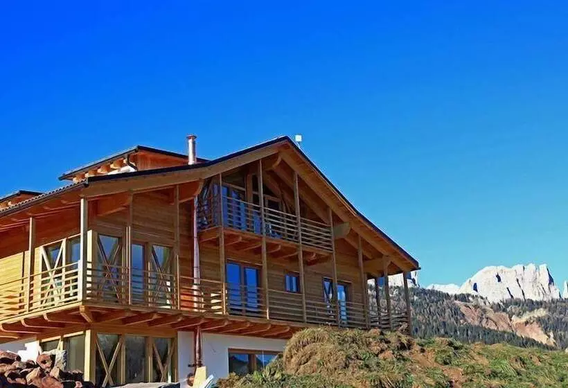田舎風ホテル Agritur Weiss