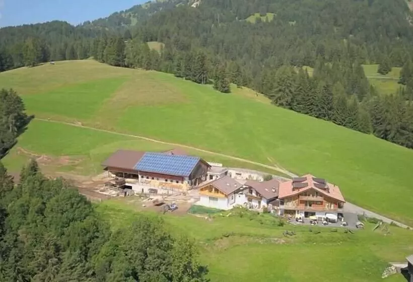 田舎風ホテル Agritur Weiss
