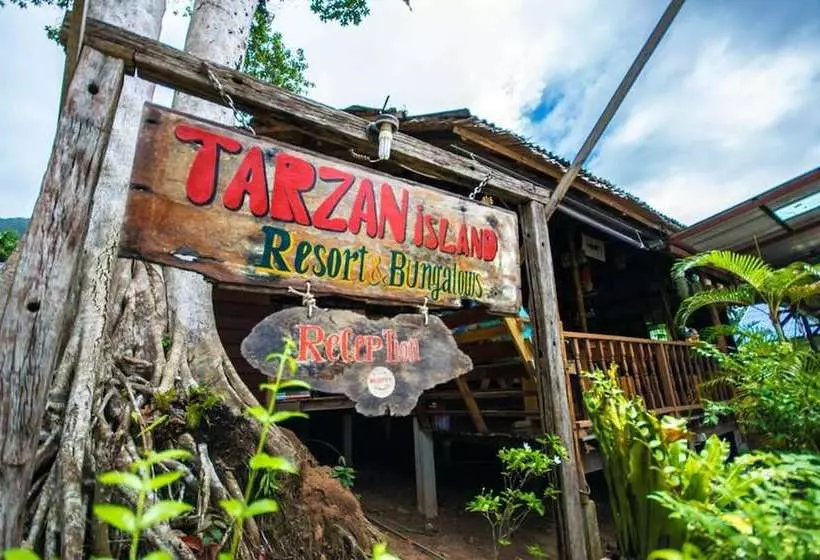 هتل Tarzan Island Bungalow