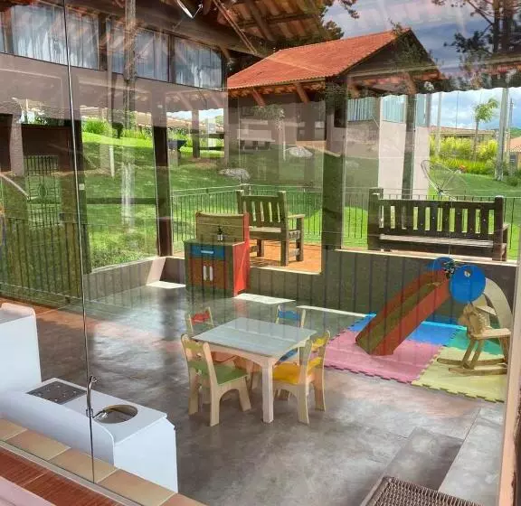 ホテル Vinícola Davo