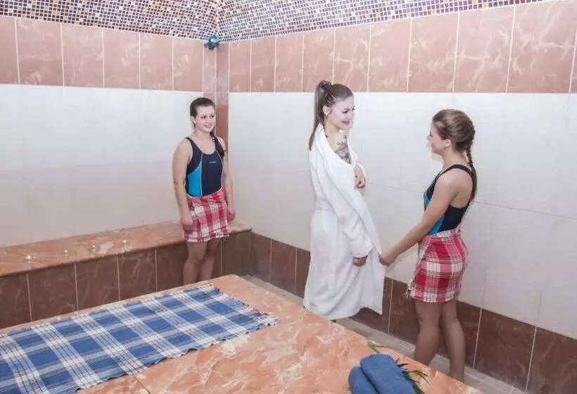 ホテル Vyshegrad Castle