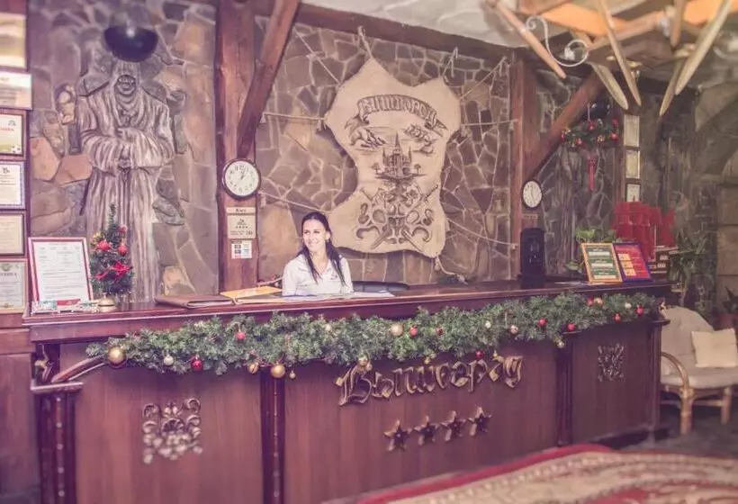 ホテル Vyshegrad Castle