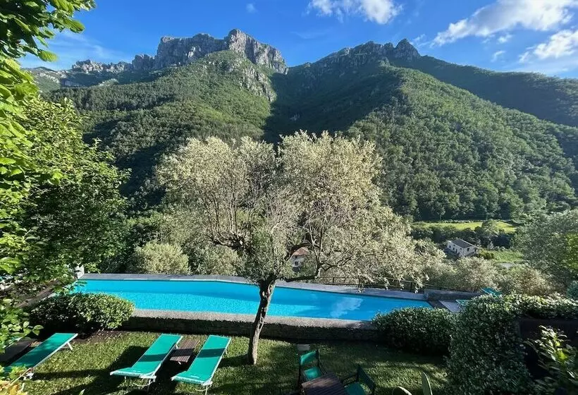 Residenssi La Scala Within A Stunning 13th Century Setting