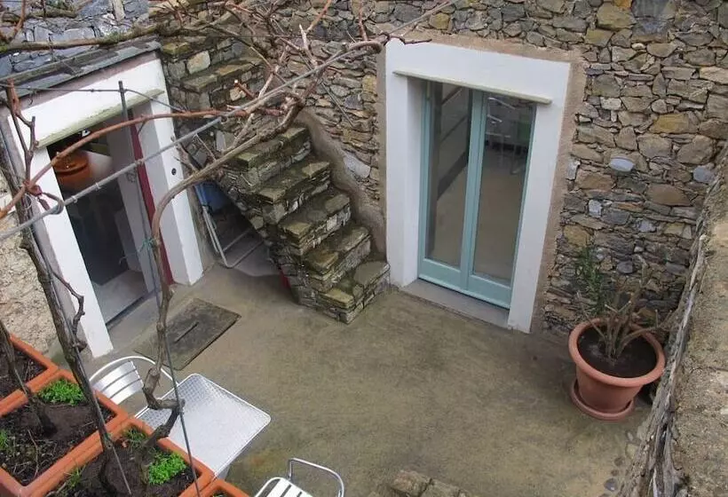 Residenssi La Scala Within A Stunning 13th Century Setting