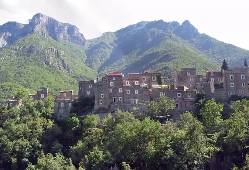 Residenssi La Scala Within A Stunning 13th Century Setting