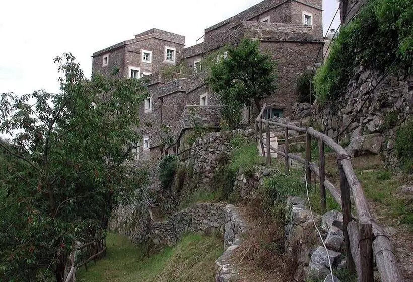 Residenssi La Scala Within A Stunning 13th Century Setting