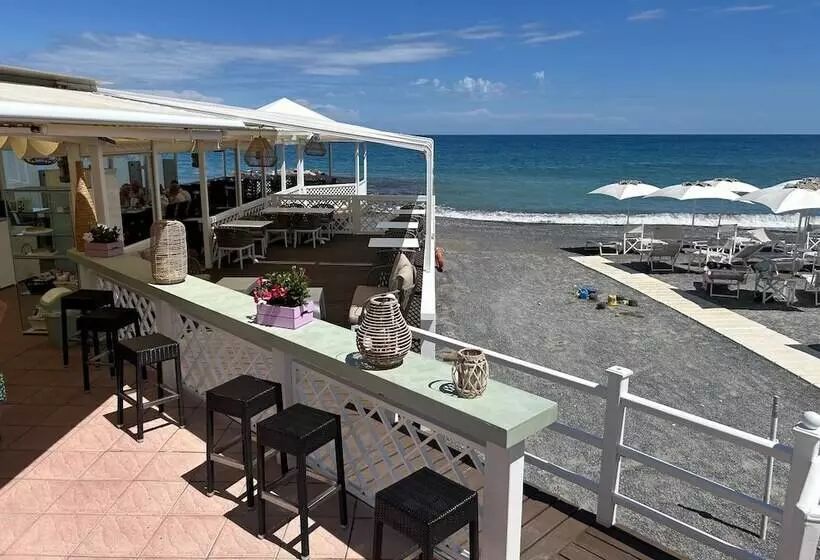 Residenssi La Scala Within A Stunning 13th Century Setting